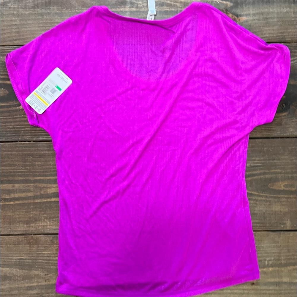 Women’s Under Armour Shirt